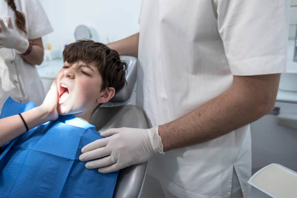 Best Emergency Tooth Extraction in Masonville, KY